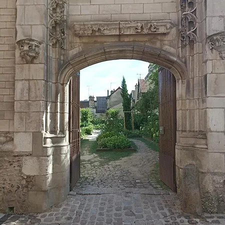 Le logis du clocher Troyes Chambre photo